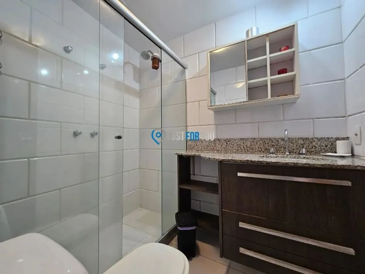 Apartamento mobiliado com 2 quartos e 2 banheiros, 100 m² — photo 10