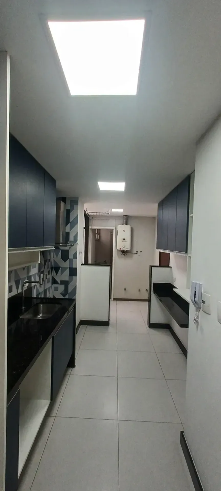 Apartment, 92 m², with a glass-enclosed balcony — photo 7