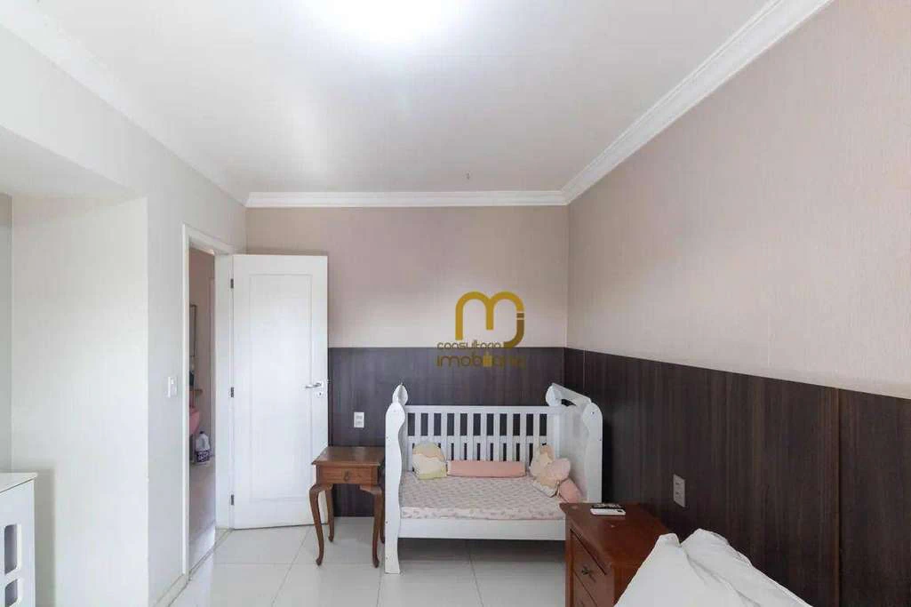 Furnished 2-bedroom house with 190 m² and 2 parking spots — photo 5