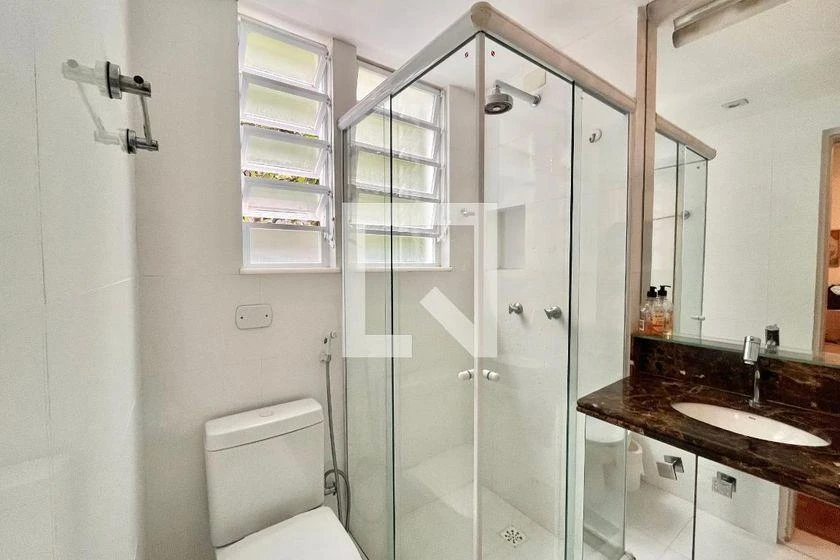 Apartamento mobiliado com 3 quartos e 3 banheiros — photo 23