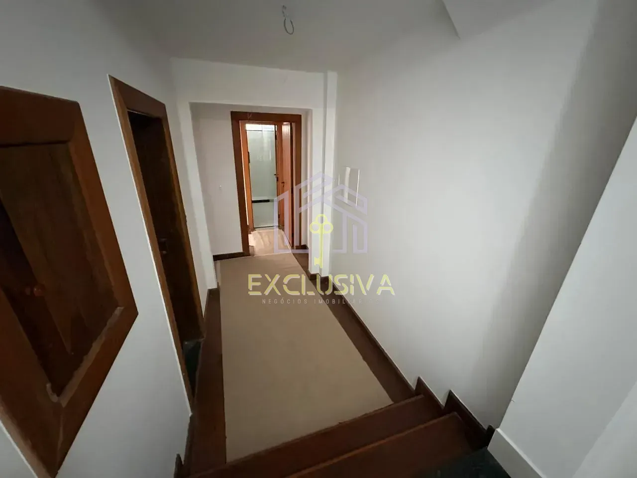 Triplex house with 5 bedrooms and 5 bathrooms — photo 12