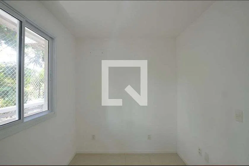 4-bedroom apartment in a building with a gym — photo 17