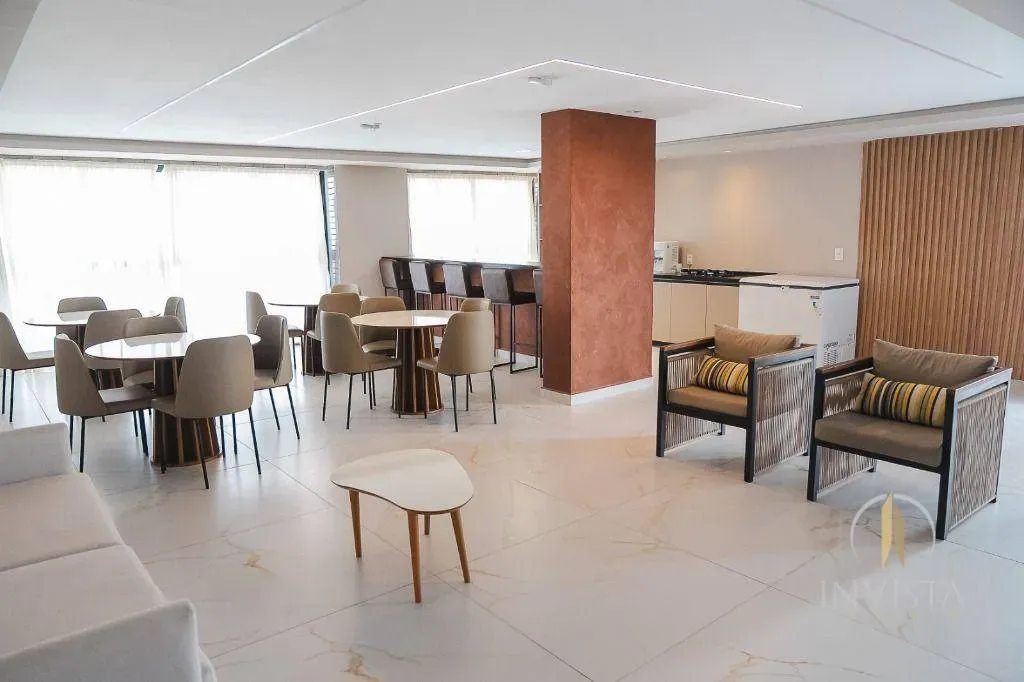 Furnished 3-bedroom apartment with open-plan kitchen