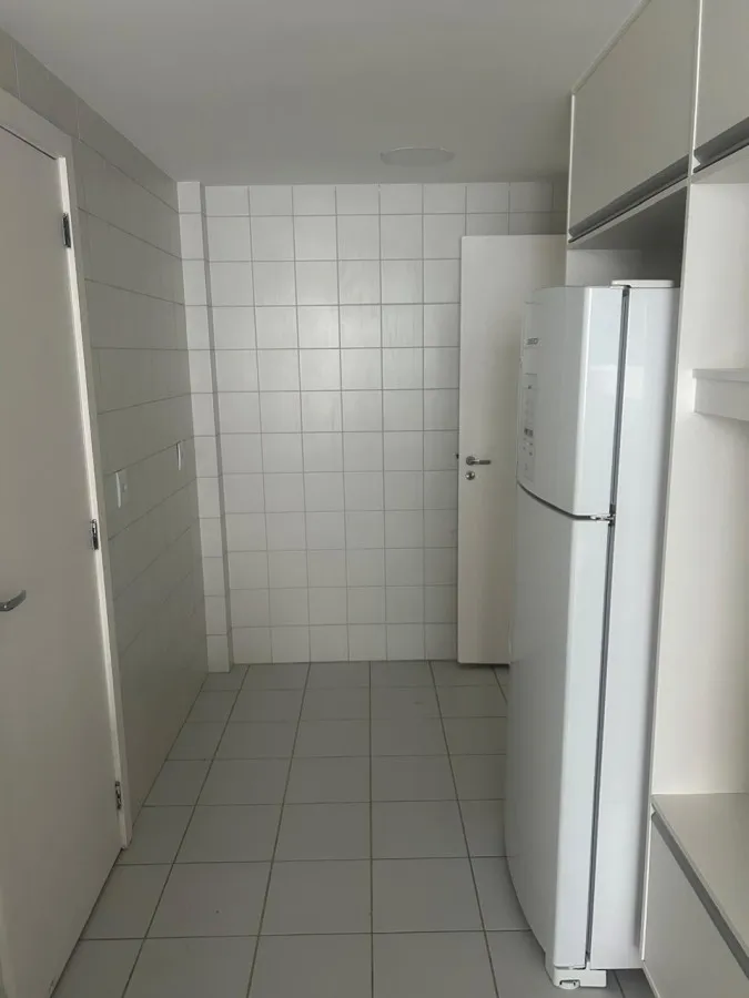 Furnished 130 m² apartment with 3 bedrooms and 2 parking — photo 25