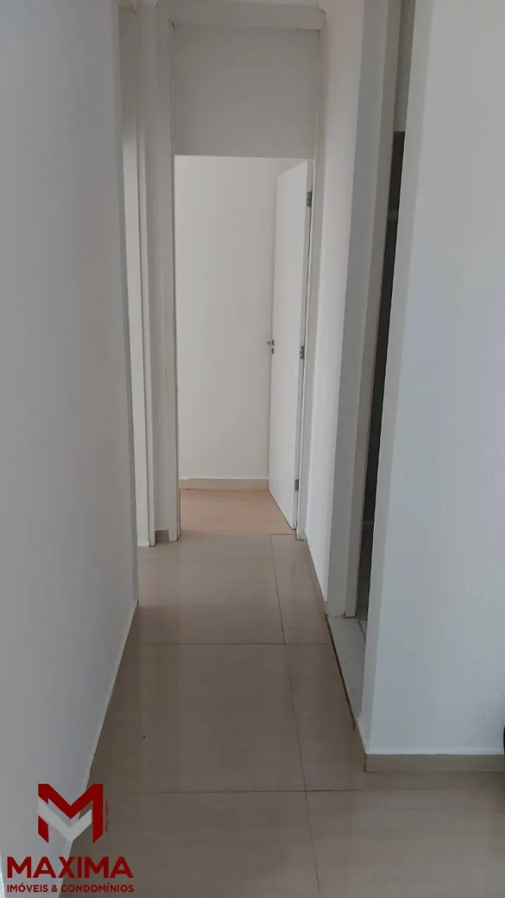 Apartamento sem mobília com 2 quartos e varanda — photo 16