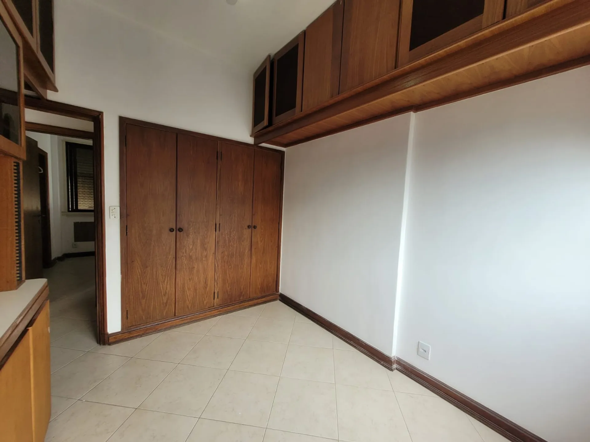 Квартира 80 м² з видом на гори та робочим місцем — photo 18