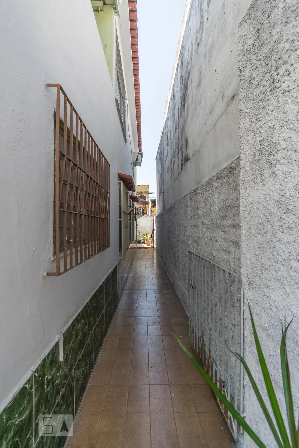 Casa para alugar com 6 quartos e 3 banheiros — photo 64