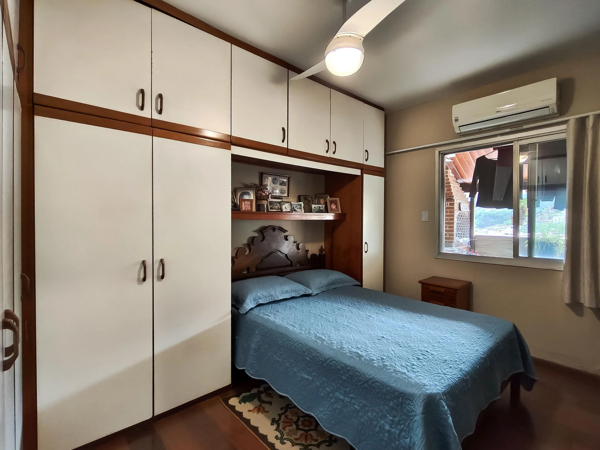 Mountain view in a 3-bedroom apartment, 200 m² — photo 44