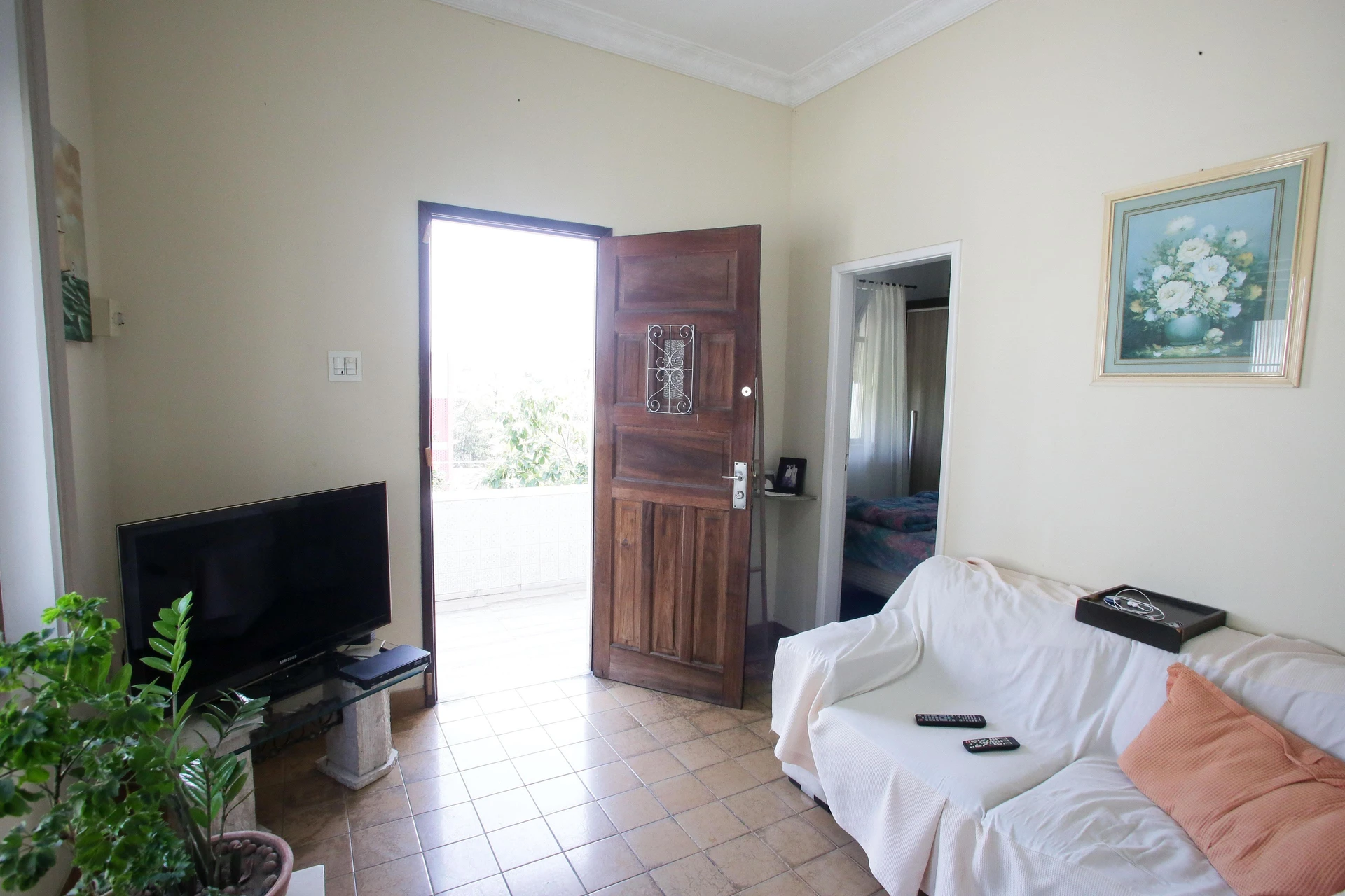 Furnished house with 3 bedrooms and 2 bathrooms — photo 36