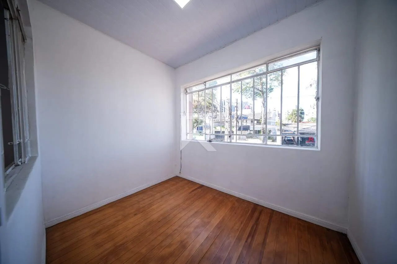 Rental house with laundry area and 5 bedrooms — photo 27