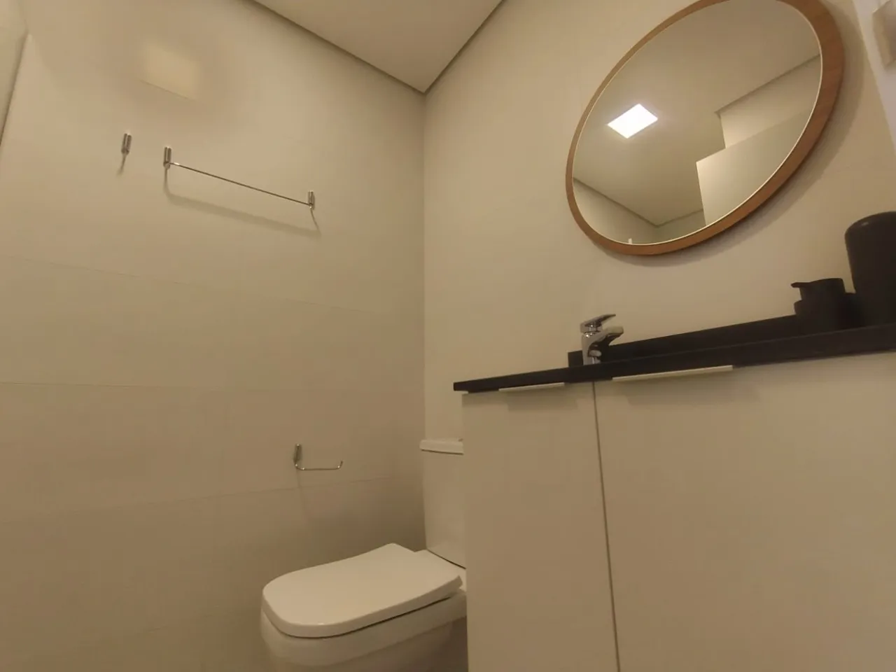 Furnished 21 m² studio with kitchenette and electric stove — photo 2
