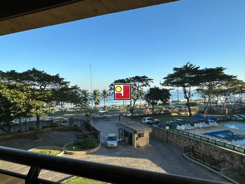 Apartamento mobiliado de 4 quartos com varanda de vidro — photo 10