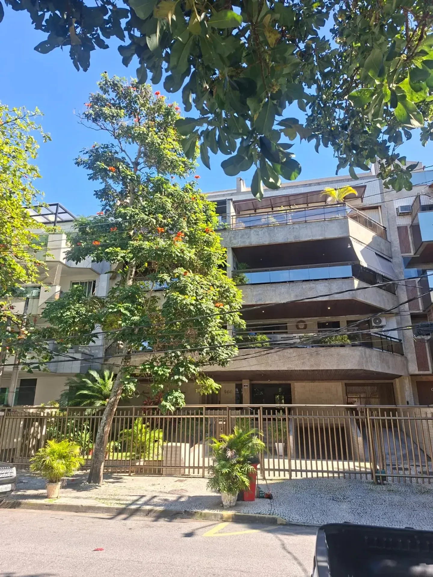 75 m² apartment with 3 bedrooms and a balcony — photo 22