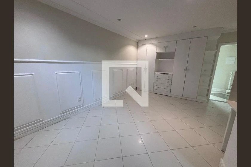 Casa em condomínio com 6 quartos e jardim privativo — photo 42