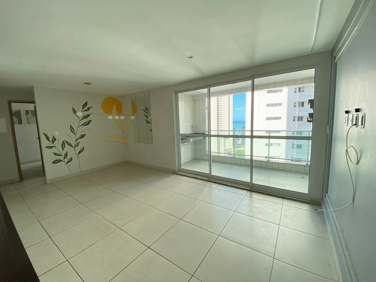 Furnished apartment, 92 m², with a water view