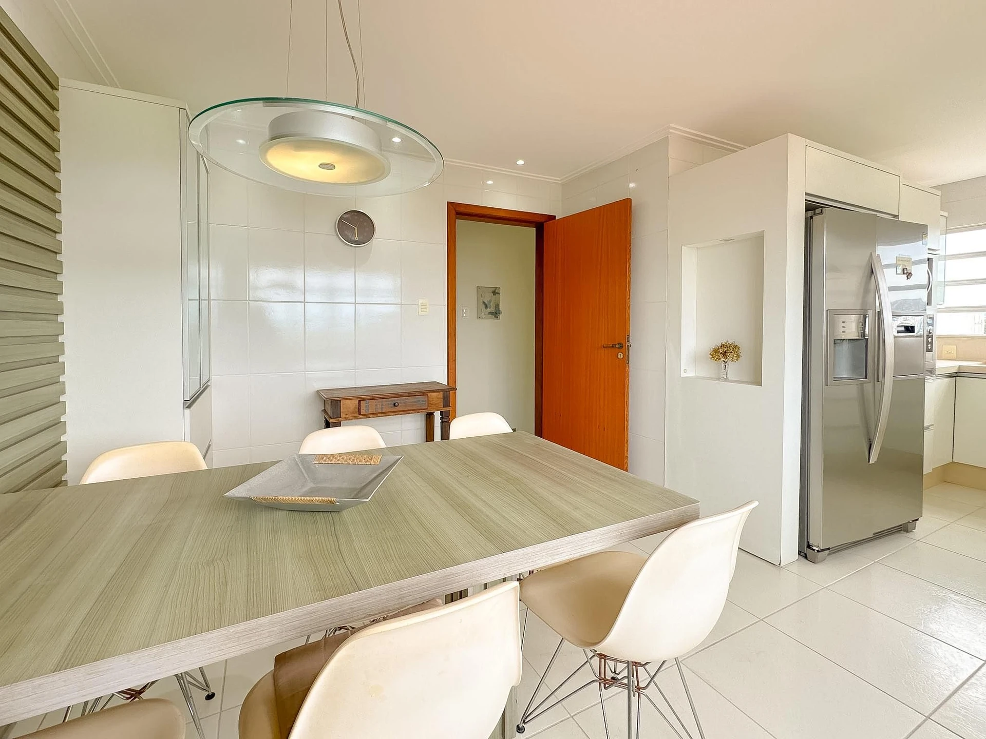 Furnished house, 250 m², with a bathtub — photo 30