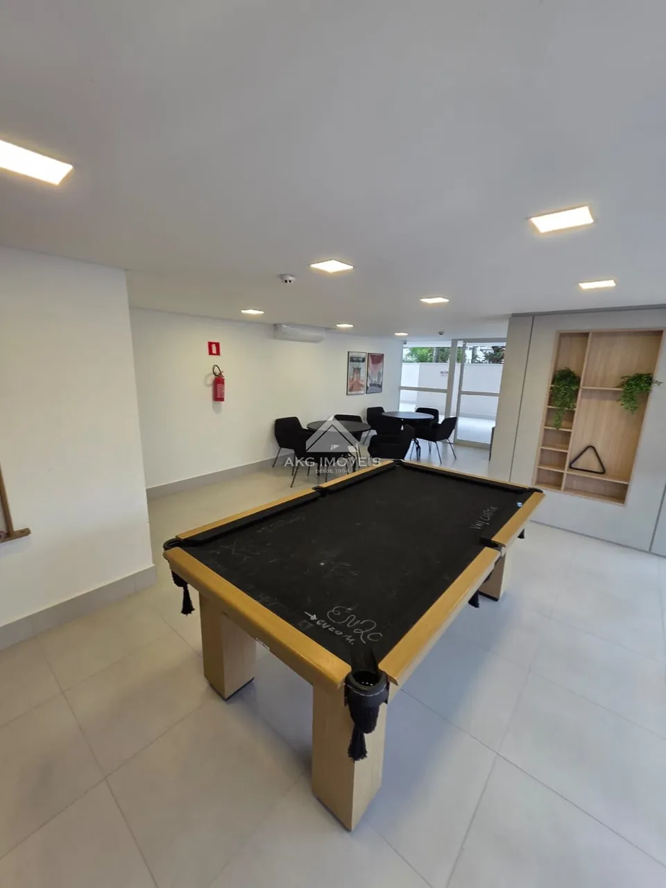 Apartamento de 1 dormitorio de 27 m² con balcón y parking — photo 17