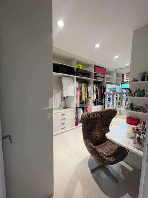 Casa com janelas do piso ao teto, Recreio dos Bandeirantes — photo 27