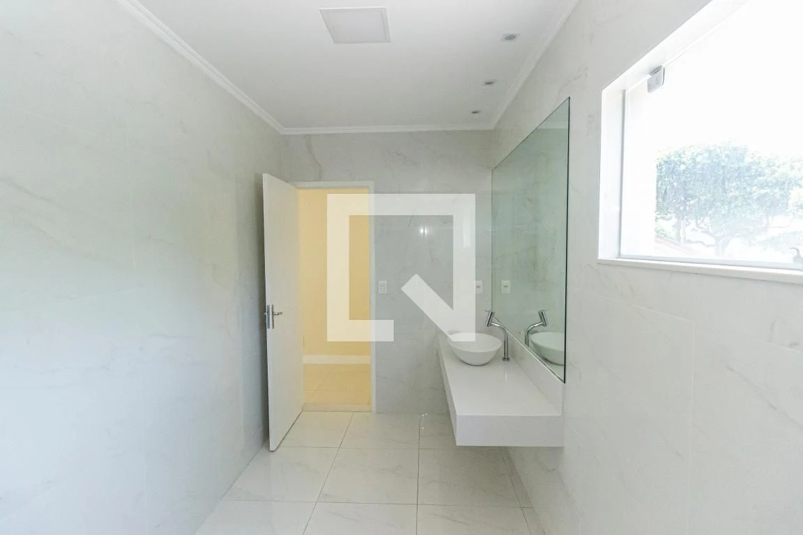 420 m² house with a jacuzzi and a private pool — photo 3