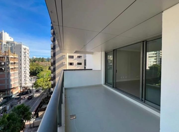 Apartamento de 200 m² com 3 suítes e piscina no prédio — photo 6