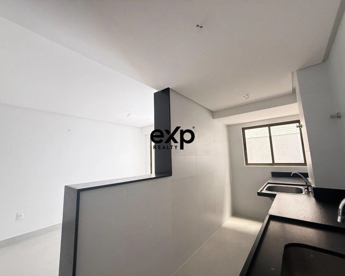 3-bedroom apartment, 2 with their own bathrooms, 76 m² — photo 35