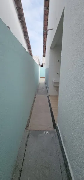 Unfurnished single-story house with 2 bedrooms and 2 baths — photo 12