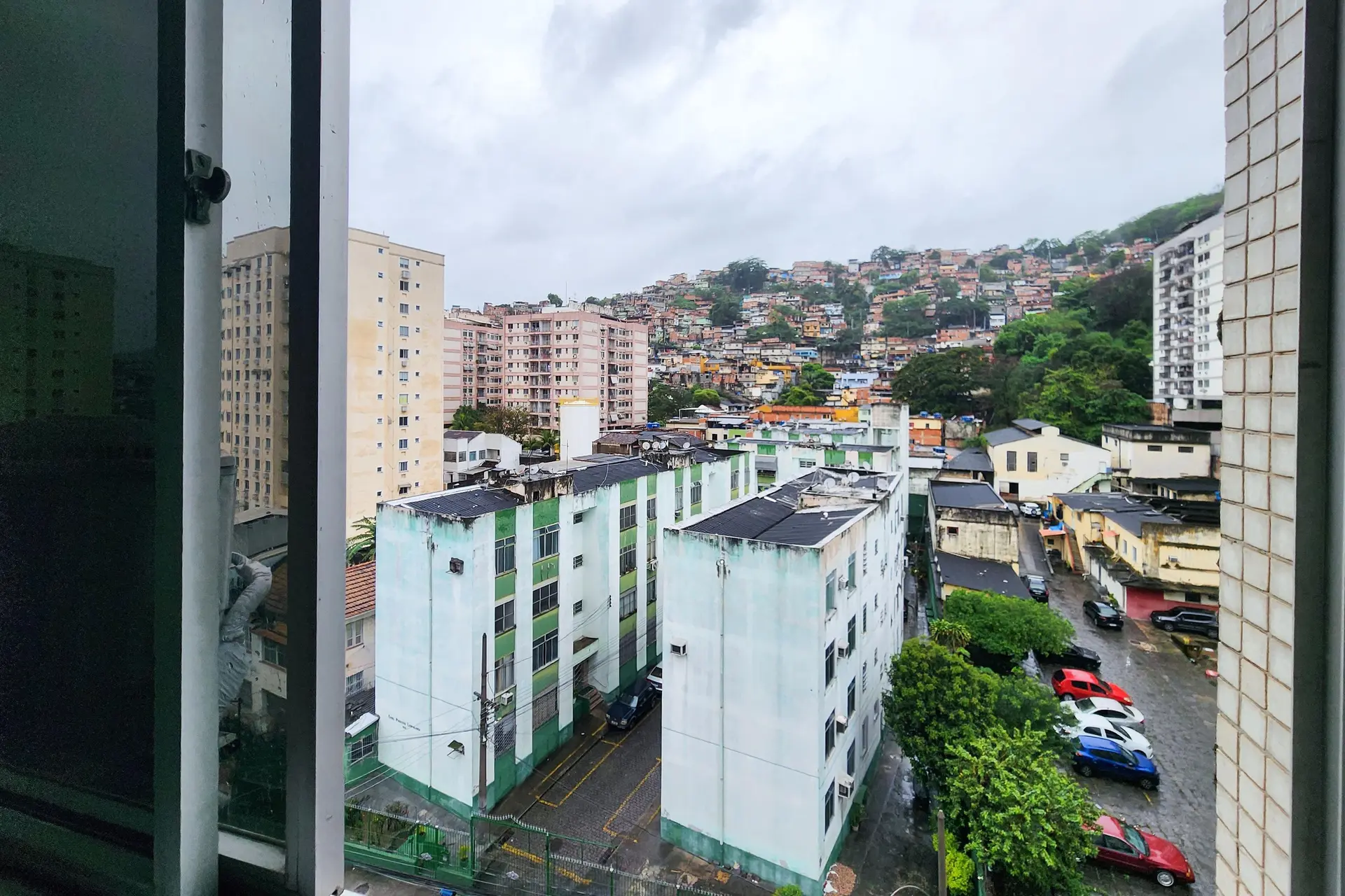 Furnished apartment, 58 m², with a mountain view — photo 17