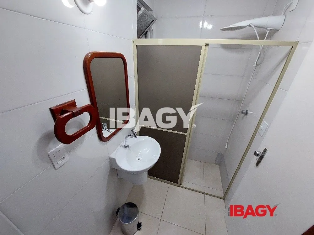 Apartamento sin estacionamiento, cocina cerrada y 75 m² — photo 4