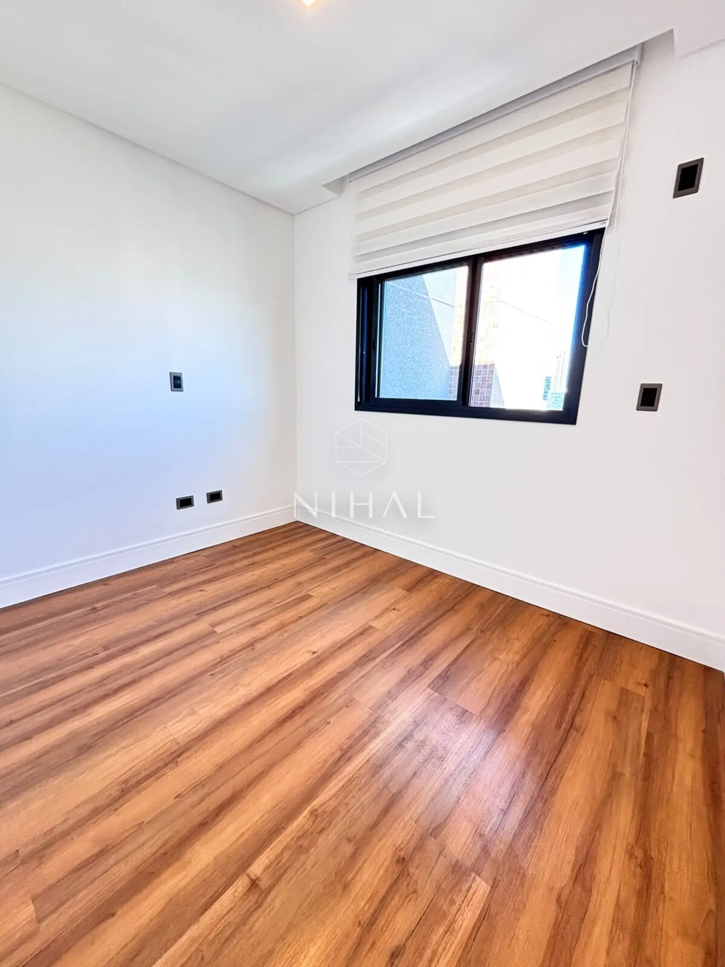 Dishwasher in a 3-bedroom apartment, 151 m² — photo 18