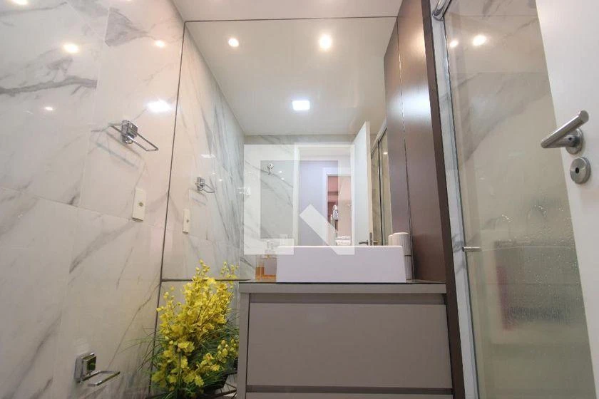 Home office in a 2-bedroom apartment, 74 m² — photo 31