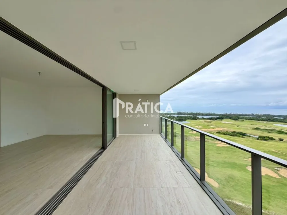 4-bedroom apartment in a building with an indoor pool — photo 17