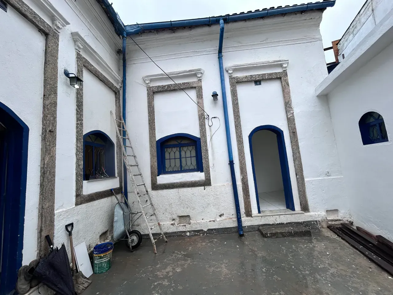 House with 1 bedroom and 1 bathroom plus laundry area — photo 6