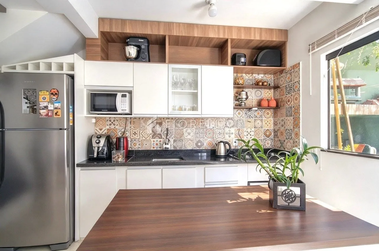 3-bedroom house with a grill on the balcony in Florianópolis — photo 2