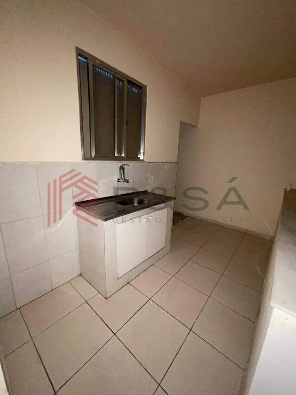 Unfurnished studio with 1 bedroom and stove corner