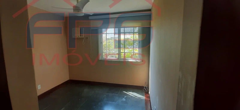 340 m² house with 4 bedrooms and a separate kitchen — photo 4