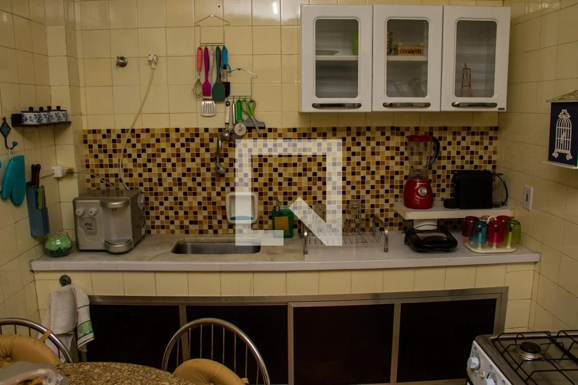 Apartamento mobiliado com 2 quartos e cozinha fechada — photo 31