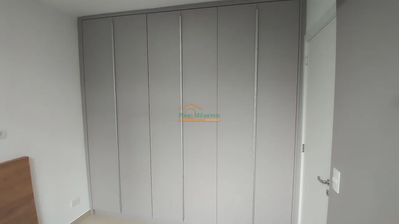 1-bedroom apartment with a fitted compact kitchenette — photo 24