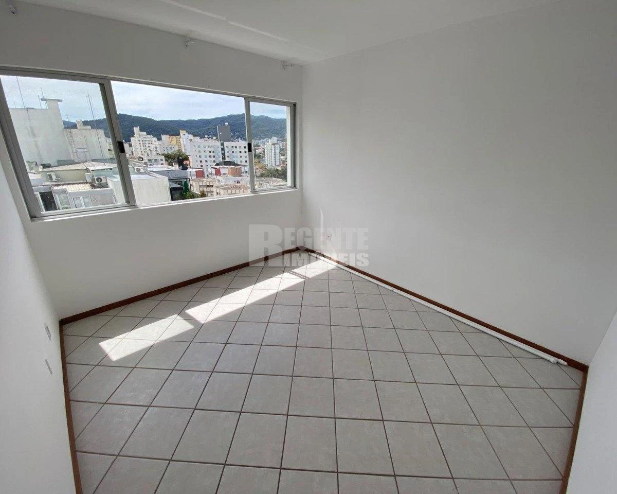 Washing machine in a 2-bedroom apartment, 82 m² — photo 11