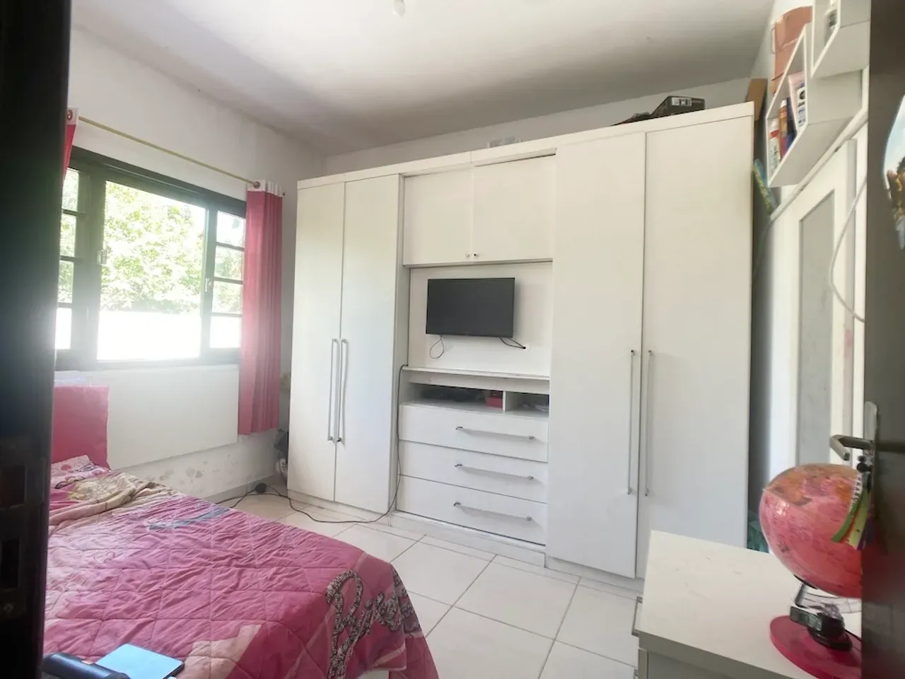 Washing machine in a 3-bedroom house, 120 m² — photo 12