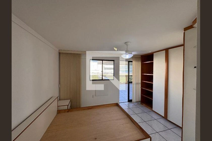Квартира з вбудованими шафами, 2 кімнати і 130 м² — photo 4