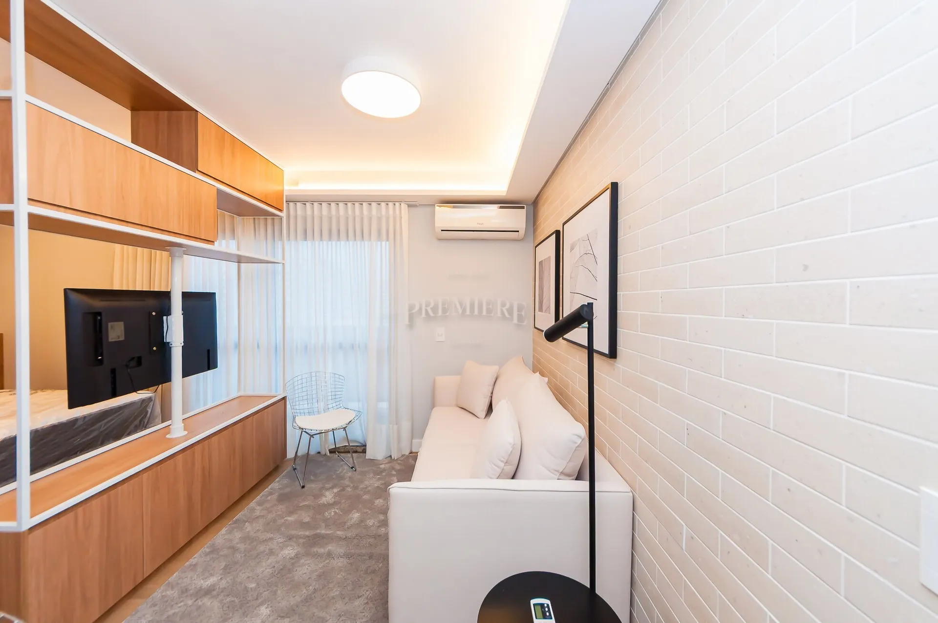 Furnished 85 m² apartment with 1-bedroom suite — photo 17