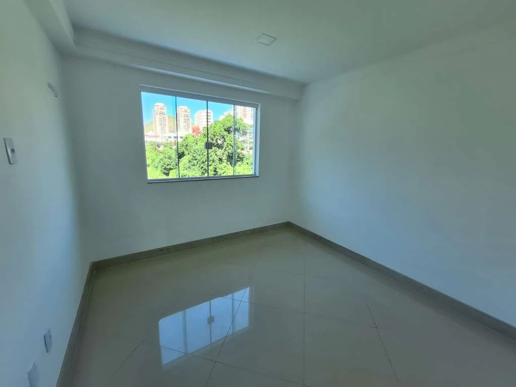 House with 4 ensuites and open-plan kitchen, 296 m² — photo 3