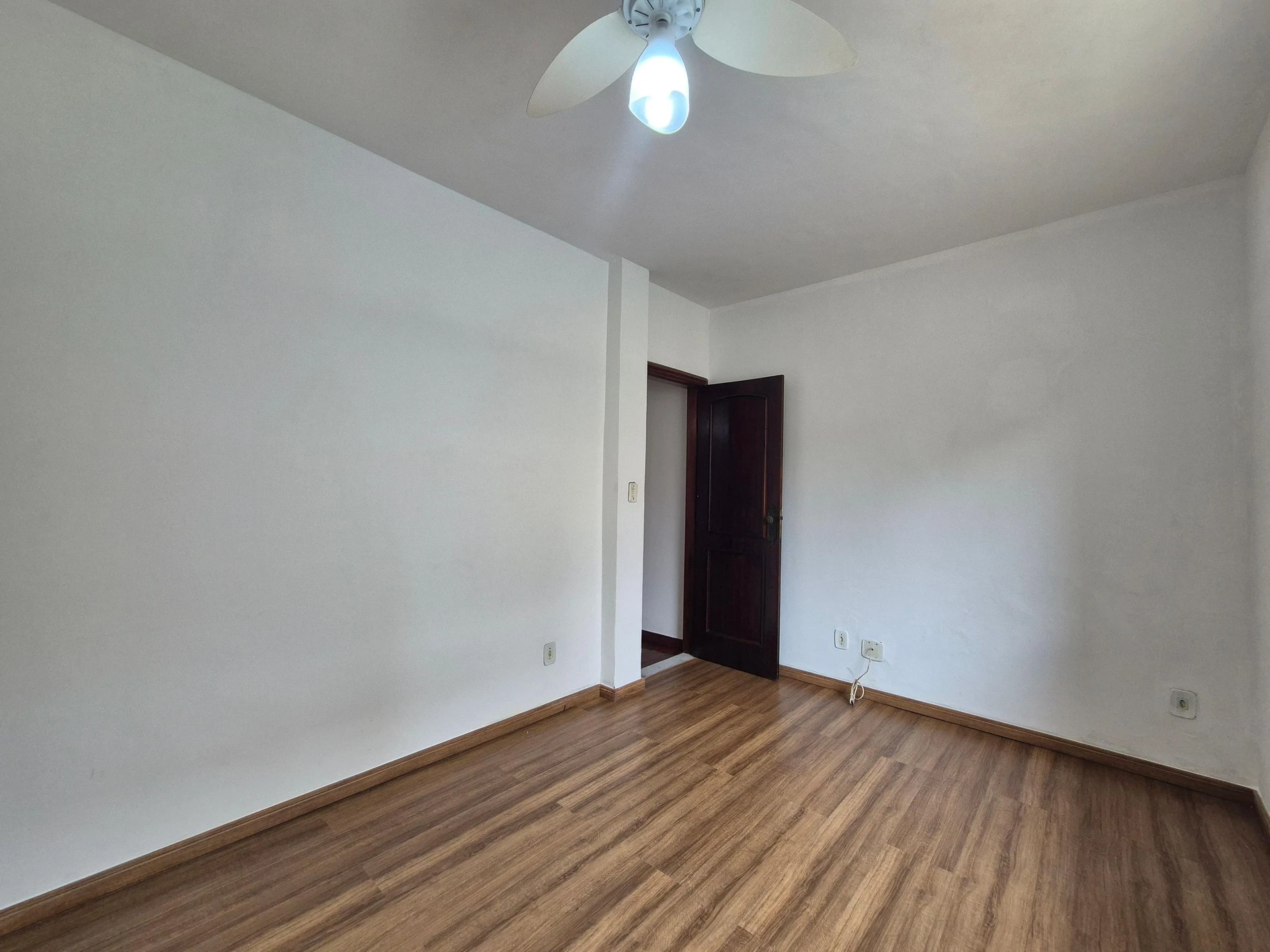 Casa em condomínio com 3 suítes e churrasqueira na varanda — photo 62