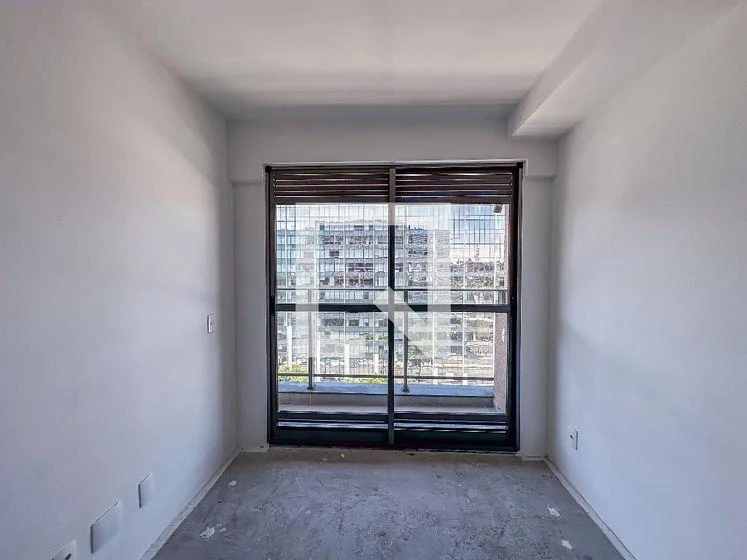 Apartment, 55 m², with a glass-enclosed balcony — photo 42
