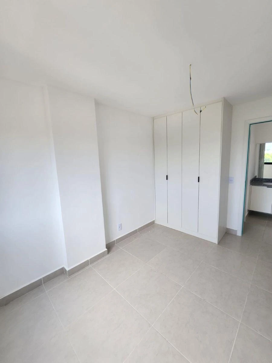 Mountain view in a one-bedroom apartment, 35 m² — photo 7