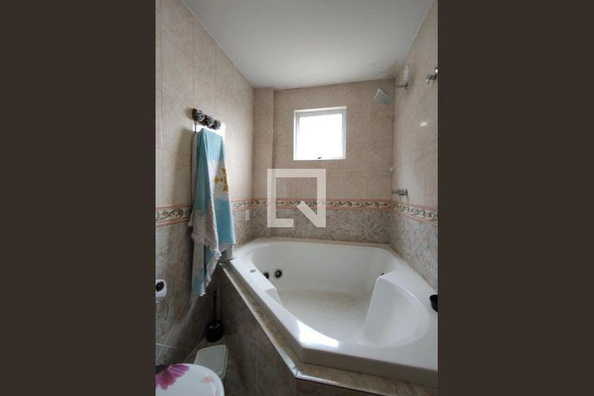 Condominium house with 4 bedrooms and 2 en-suites — photo 26