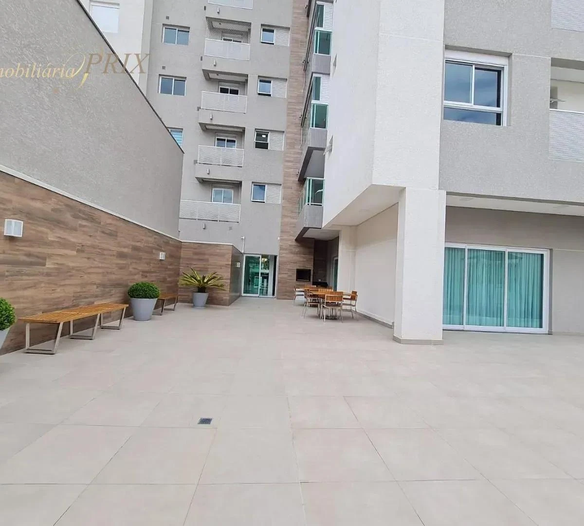 Glass-enclosed balcony in a 2-bedroom apartment, 76 m² — photo 24