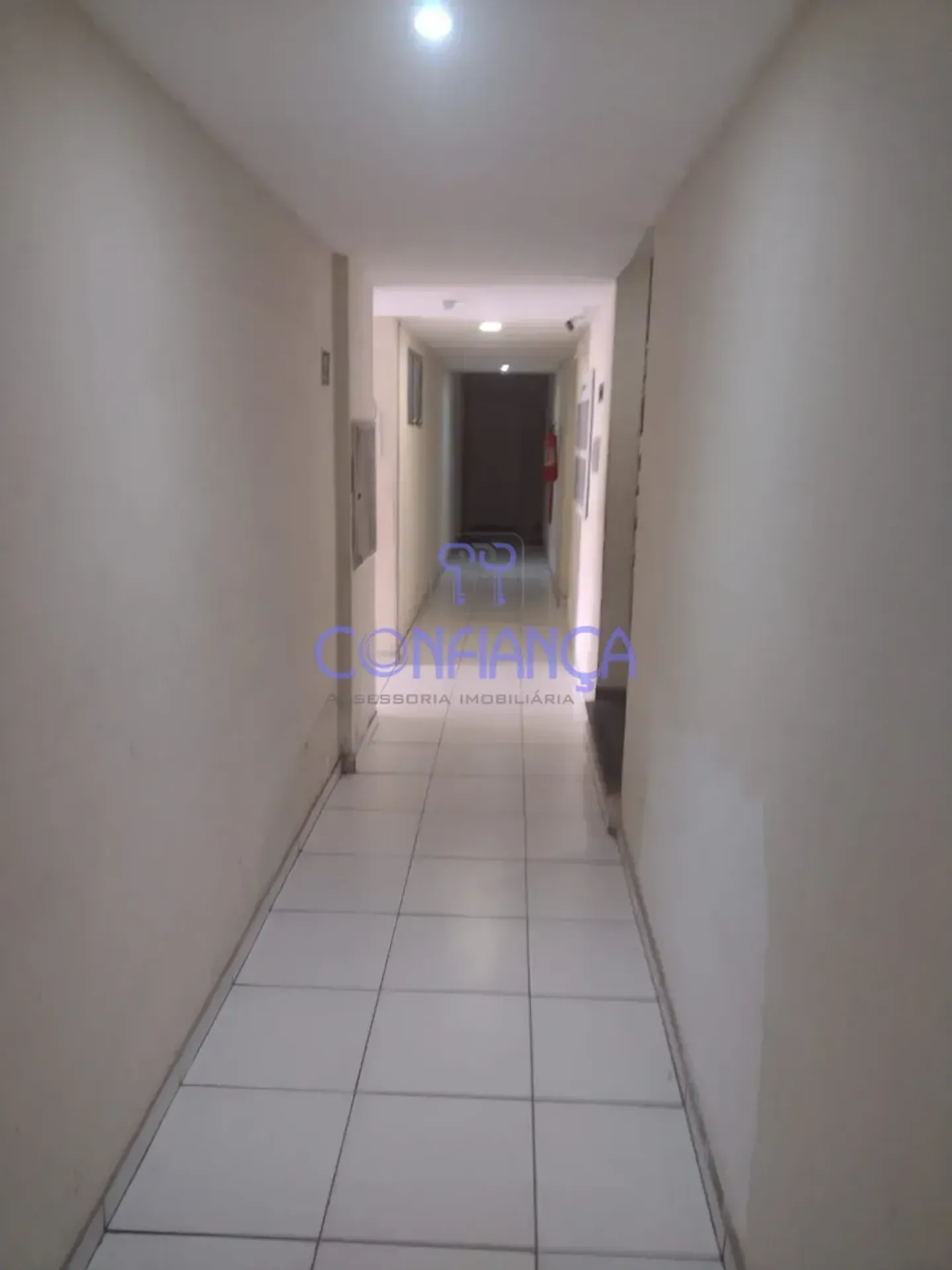 One-bedroom apartment in a building with a pool — photo 11