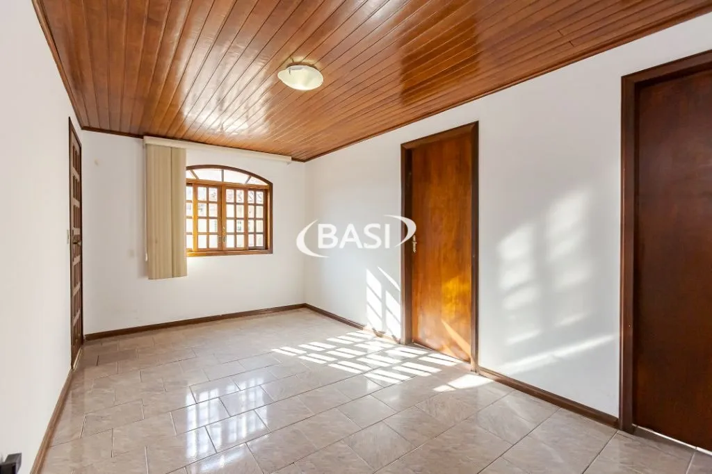 Unfurnished house with 4 bedrooms and shared BBQ area — photo 18