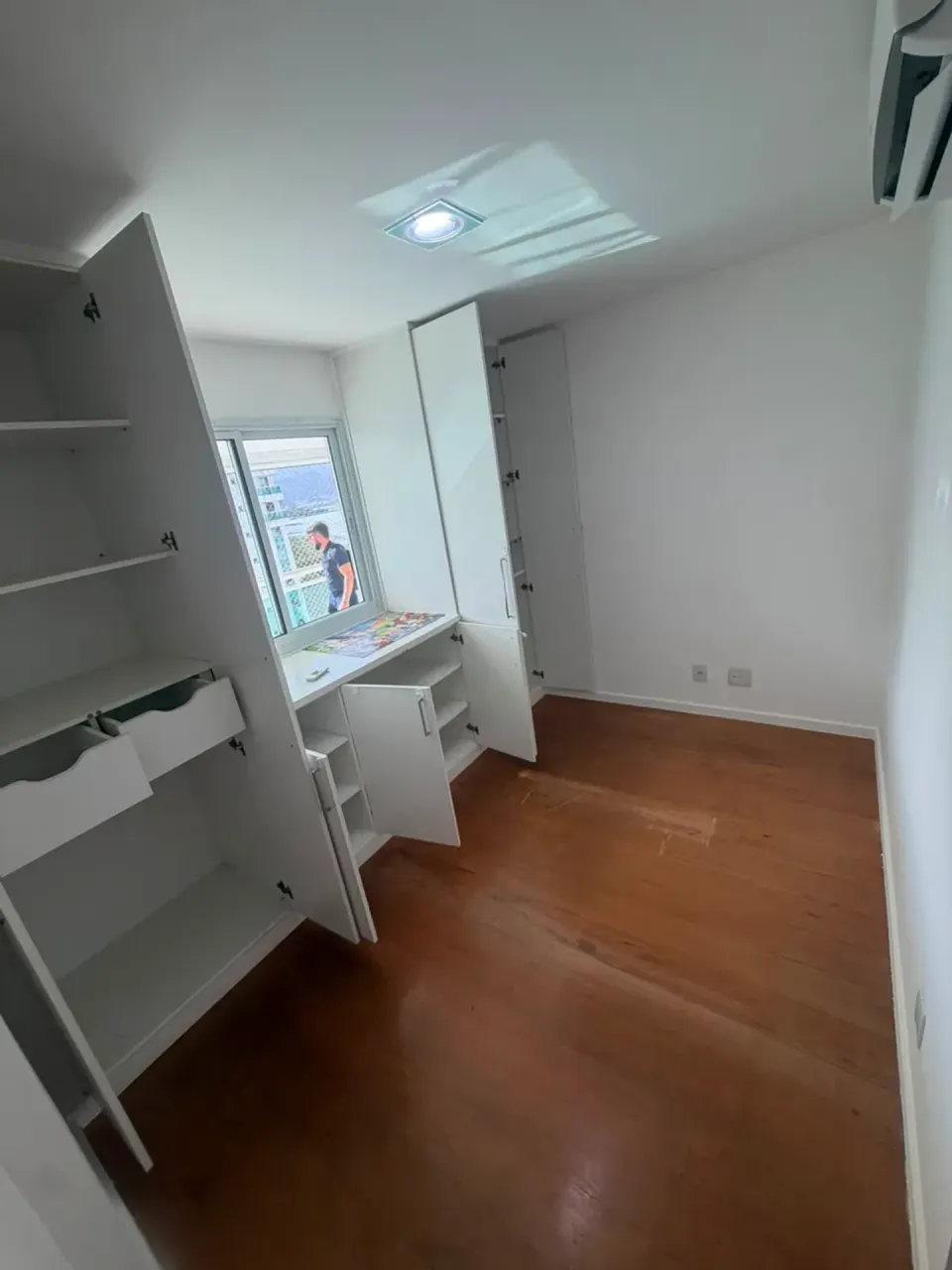 Apartment with 2 bedrooms and a balcony grill — photo 19